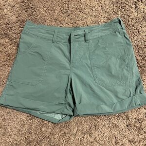 The North Face Women's Olive Cargo Shorts